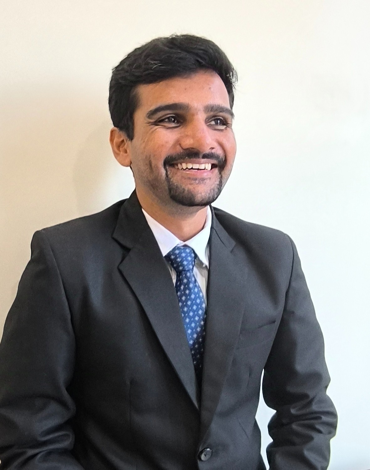 Dushyant Shah, Advocate